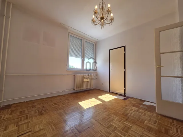 Eladó lakás Gyöngyös, Nyolcvanas lakótelep 54 nm
