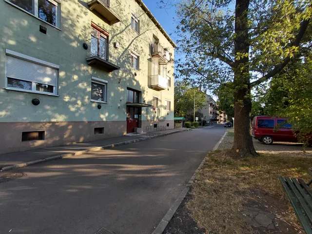 Eladó lakás Gyöngyös, Nyolcvanas lakótelep