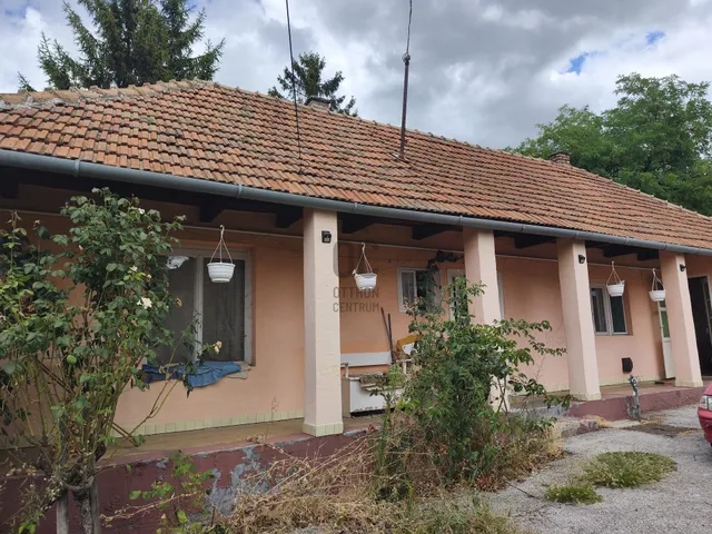 Eladó ház Domoszló 942 nm