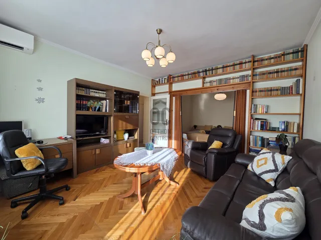Eladó lakás Gyöngyös 72 nm