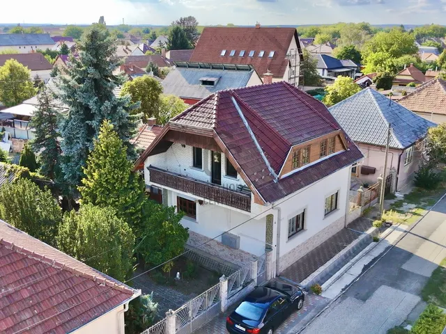 Eladó ház Hatvan 140 nm