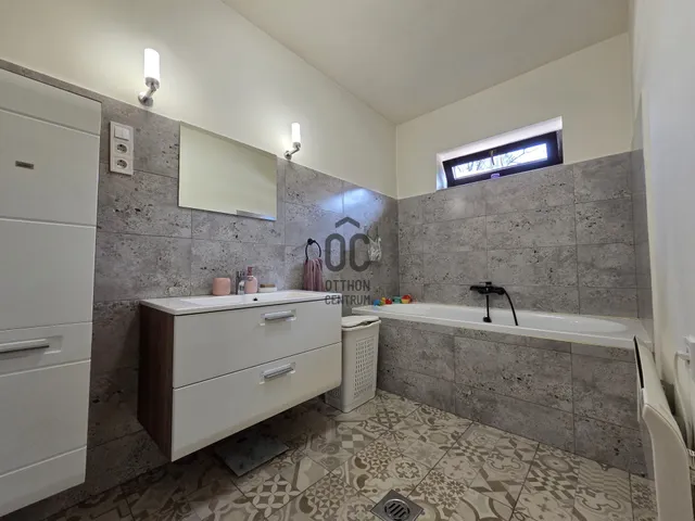 Eladó ház Parád 80 nm