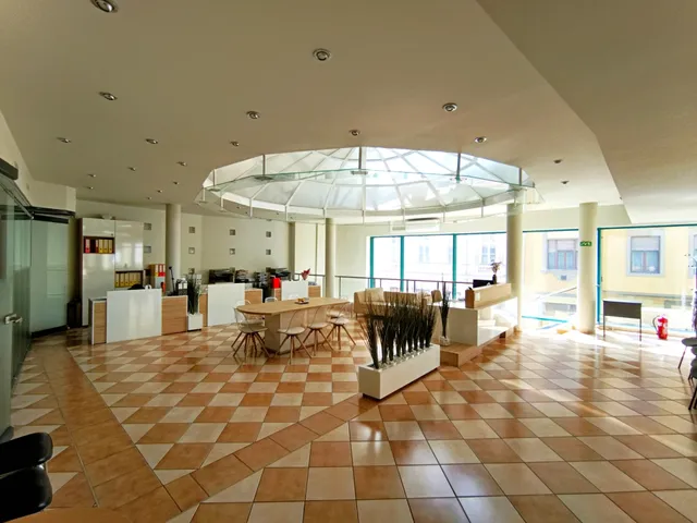 Eladó lakás Miskolc, Belváros 209 nm