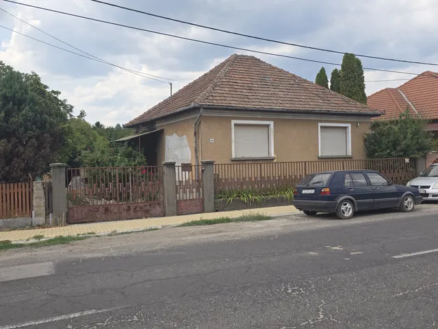Eladó ház Sajószentpéter 84 nm