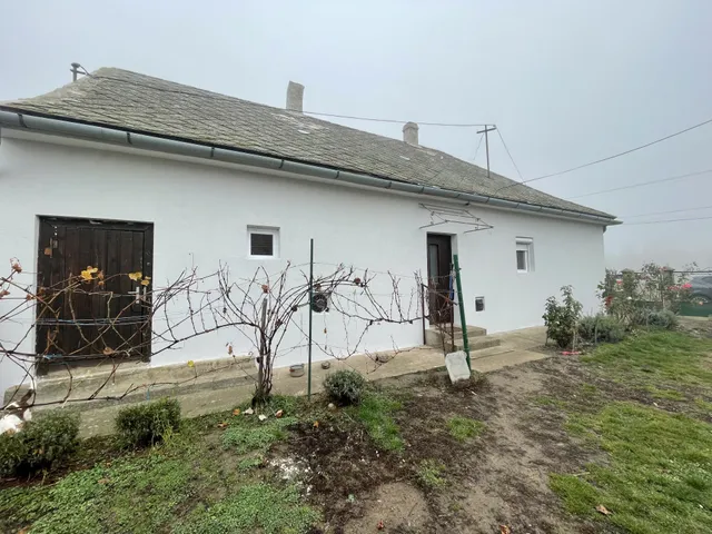 Eladó ház Mezőzombor 81 nm