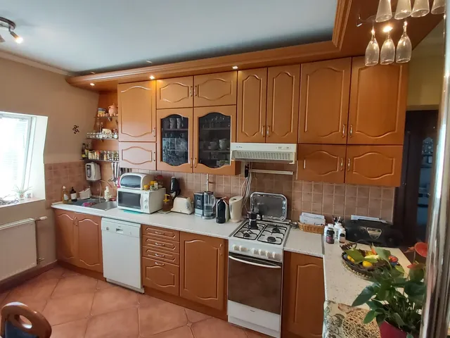 Eladó lakás Tiszaújváros 88 nm