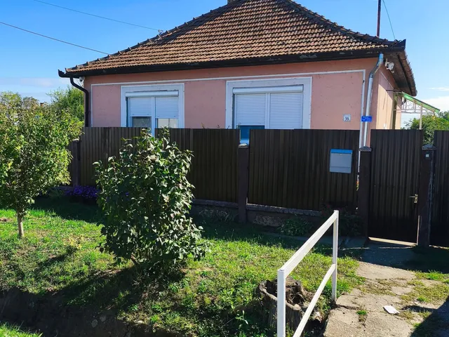 Eladó ház Polgár 77 nm