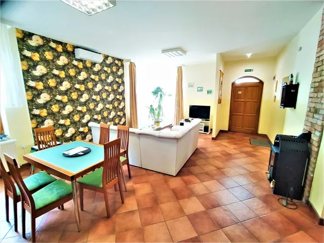 Eladó ház Miskolc, Pereces 450 nm