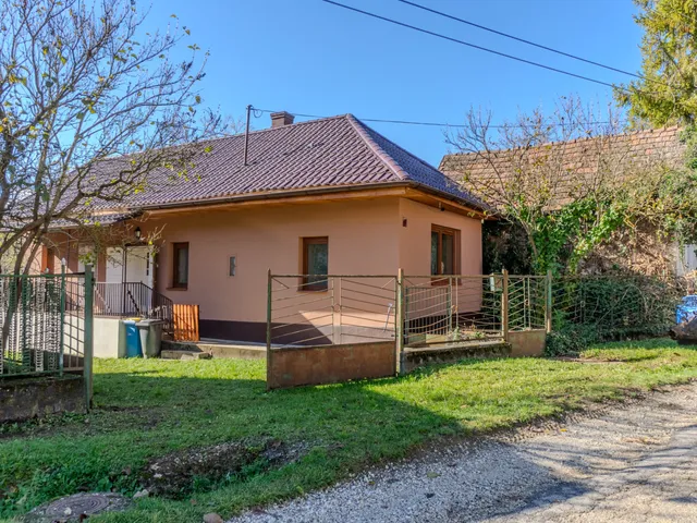 Eladó ház Szögliget 47 nm