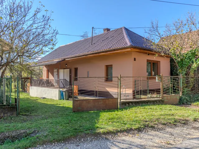 Eladó ház Szögliget 47 nm