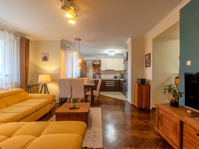 Eladó lakás Miskolc, Tampere 77 nm