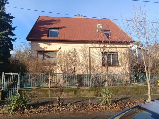 Kiadó ház Miskolc, Csabai kapu 100 nm