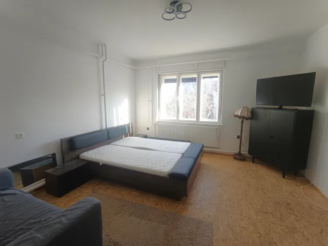 Kiadó ház Miskolc, Csabai kapu 100 nm