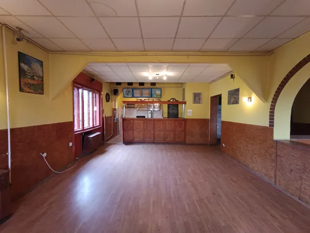 Eladó kereskedelmi és ipari ingatlan Miskolc, Selyemrét 293 nm