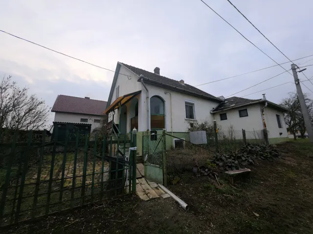 Eladó ház Sajószentpéter 53 nm