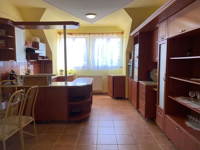 Eladó lakás Sajószentpéter 67 nm