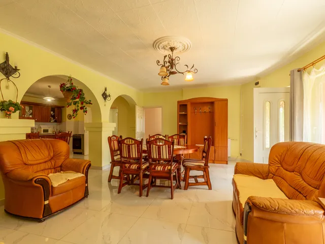 Eladó ház Felsőnyárád 155 nm