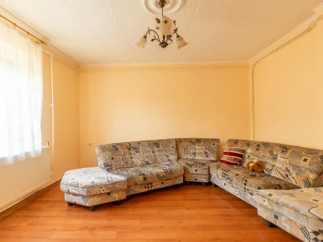 Eladó ház Felsőnyárád 155 nm