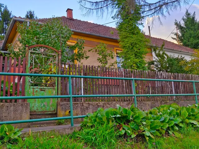 Eladó ház Miskolc, Komlóstető 79 nm