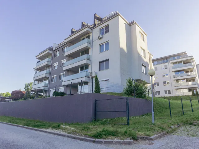 Eladó lakás Miskolc, Tampere 95 nm