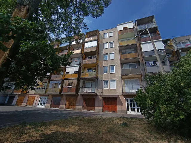 Eladó lakás Miskolc, Avas 28 nm