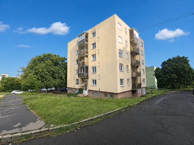 Eladó lakás Miskolc, Avas 70 nm