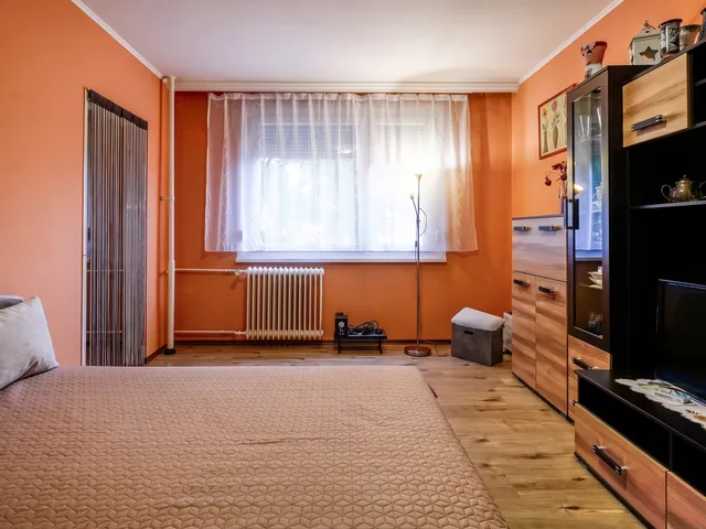 Eladó lakás Miskolc, Győri kapu 35 nm