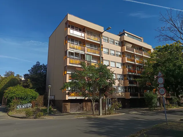 Eladó lakás Debrecen, Sestakert 55 nm