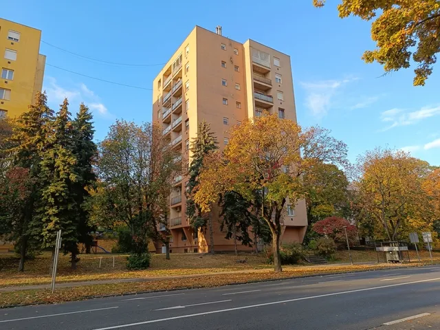 Eladó lakás Miskolc, Szentpéteri kapu 54 nm