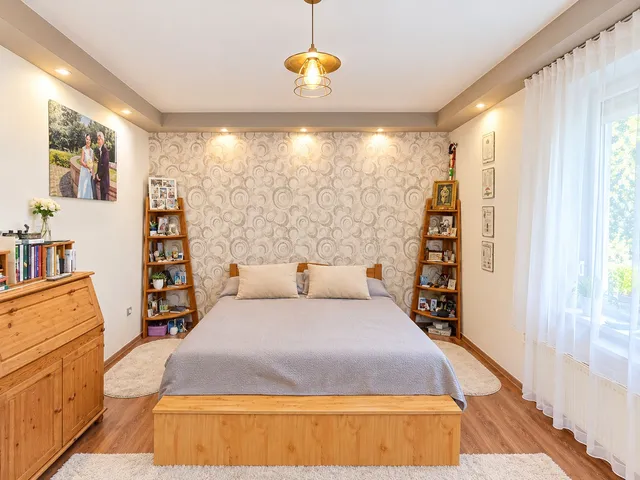 Eladó lakás Miskolc, Selyemrét 76 nm