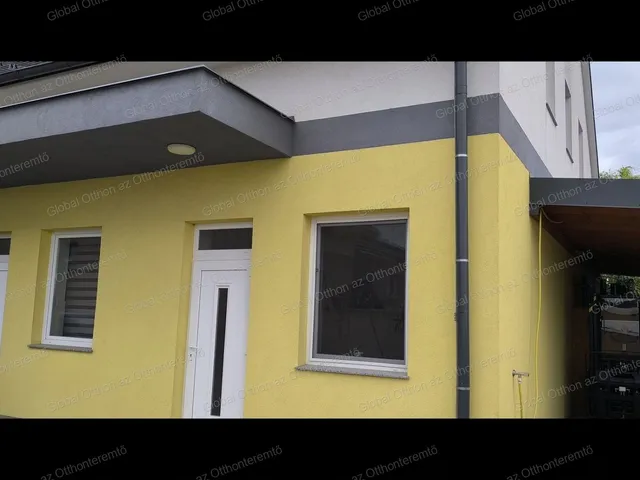 Eladó kereskedelmi és ipari ingatlan Máriakálnok 408 nm