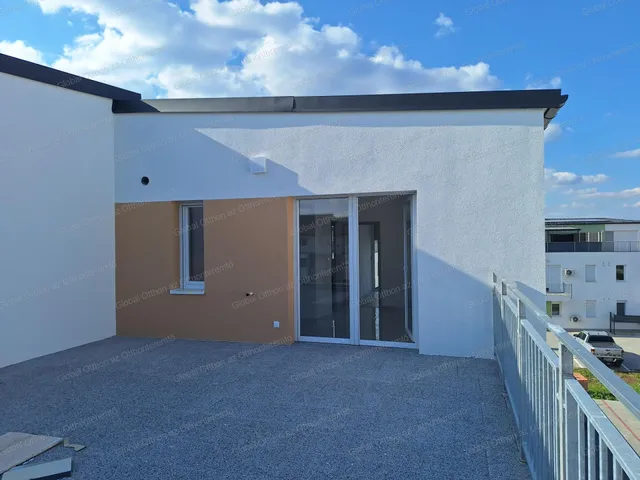 Eladó lakás Levél 43 nm