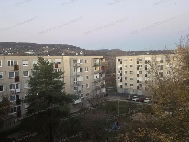 Eladó lakás Tatabánya, Sárberek 53 nm