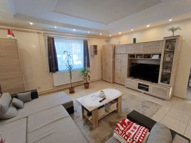 Eladó ház Mosonmagyaróvár, Károlyliget 96 nm