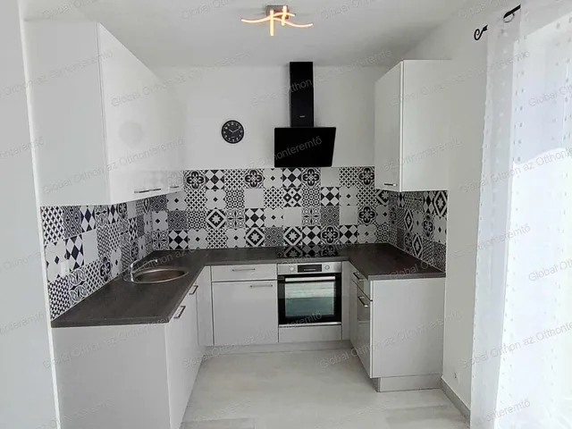 Eladó lakás Levél 41 nm