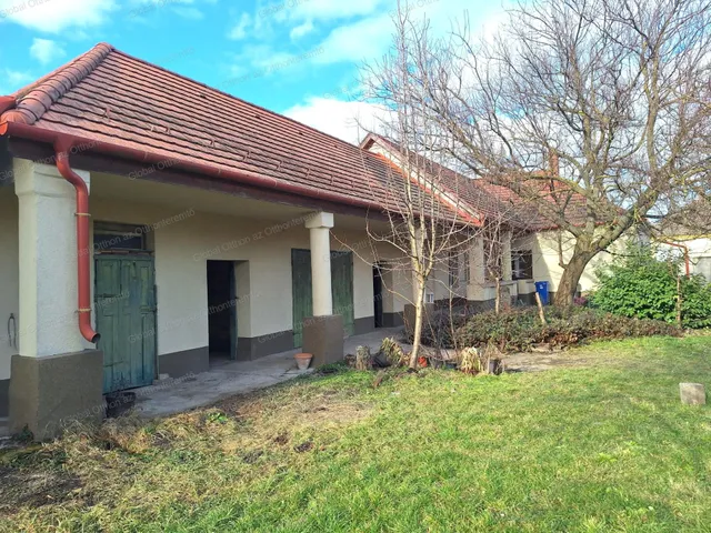 Eladó ház Darnózseli 85 nm