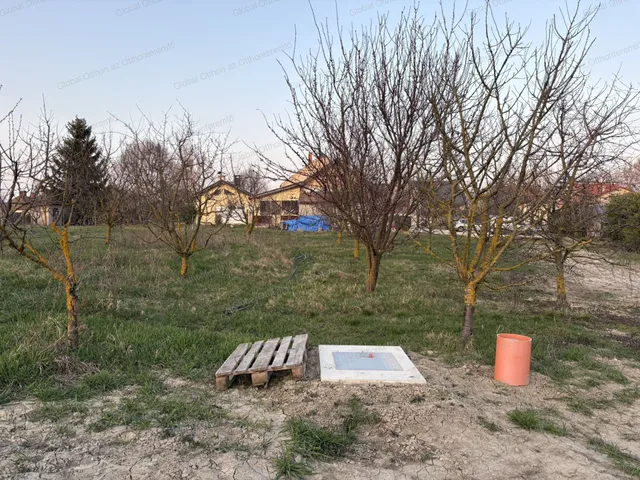 Eladó telek Ásványráró 755 nm