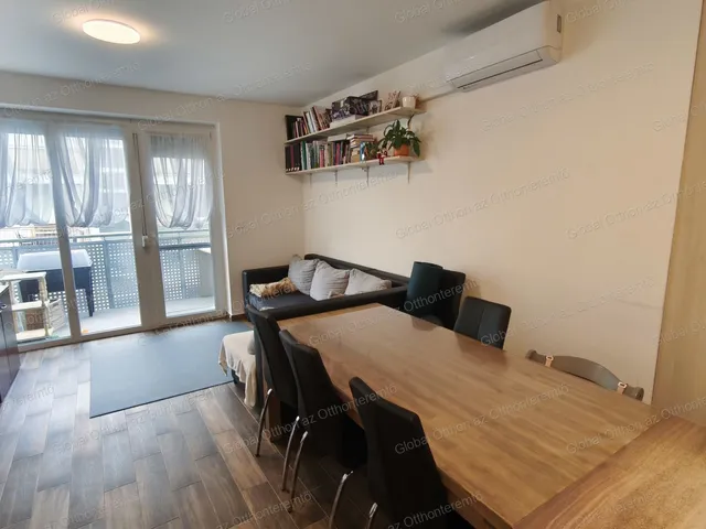 Eladó lakás Mosonmagyaróvár, Városközpont 65 nm