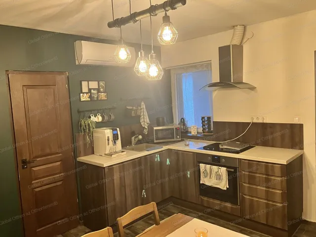 Eladó lakás Jánossomorja 80 nm