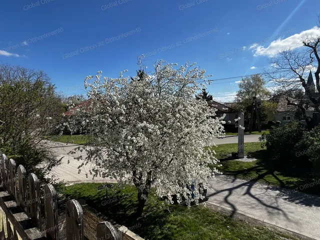 Eladó ház Levél 120 nm