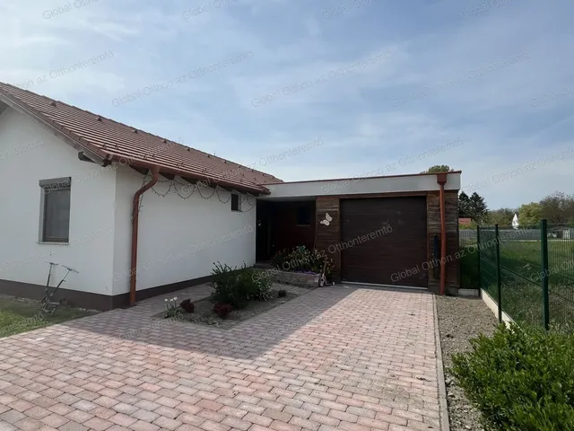 Eladó ház Dunasziget 115 nm