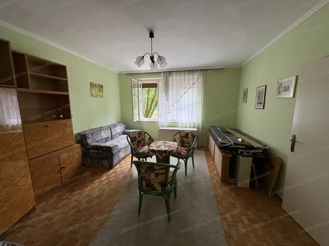 Eladó lakás Kapuvár 64 nm