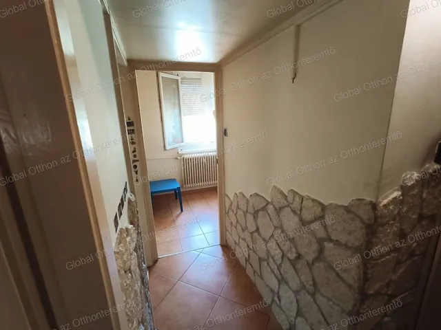 Eladó lakás Mosonmagyaróvár, Városközpont 53 nm