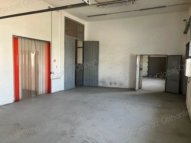 Kiadó kereskedelmi és ipari ingatlan Mosonmagyaróvár 60 nm