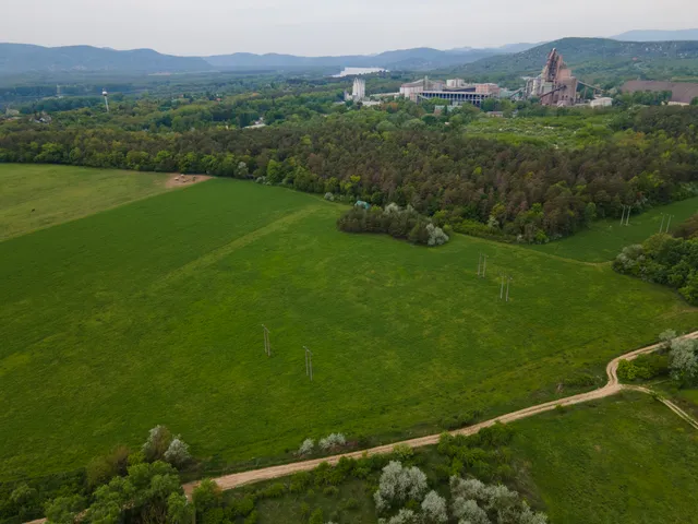 Eladó mezőgazdasági ingatlan Vác, Külterület 8718 nm