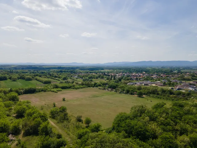 Eladó telek Vácrátót, Külterület 39400 nm