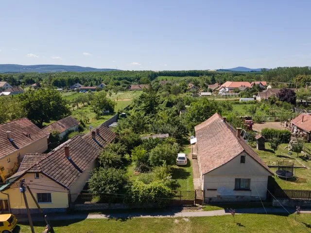 Eladó ház Tereske, Kossuth utca 107 nm