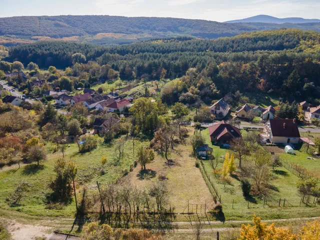 Eladó telek Alsópetény, Petőfi út 1477 nm