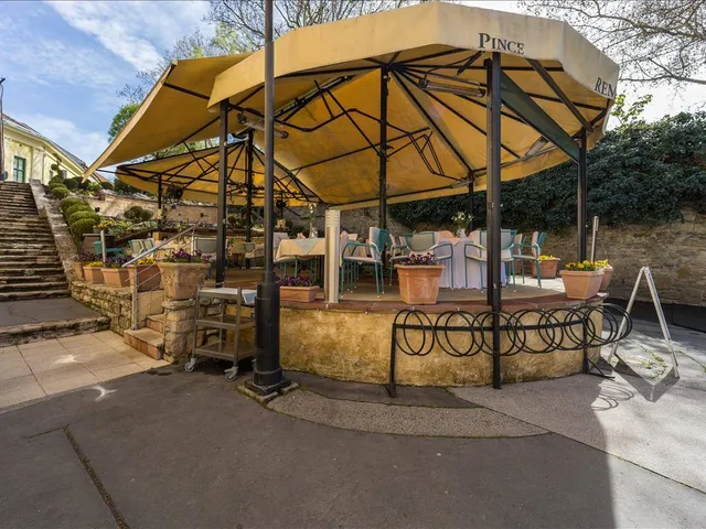 Eladó kereskedelmi és ipari ingatlan Vác 322 nm