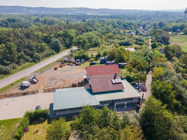 Eladó kereskedelmi és ipari ingatlan Vác 554 nm